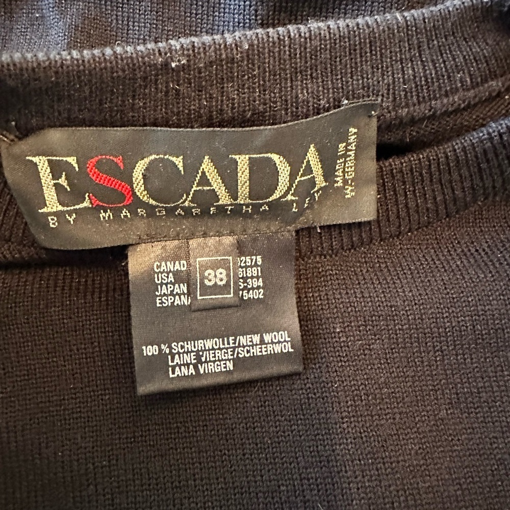 Escada sweater - Picture 3 of 5